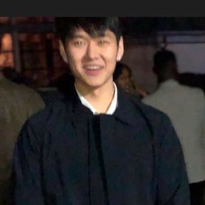 Meet your Posher, Christopher